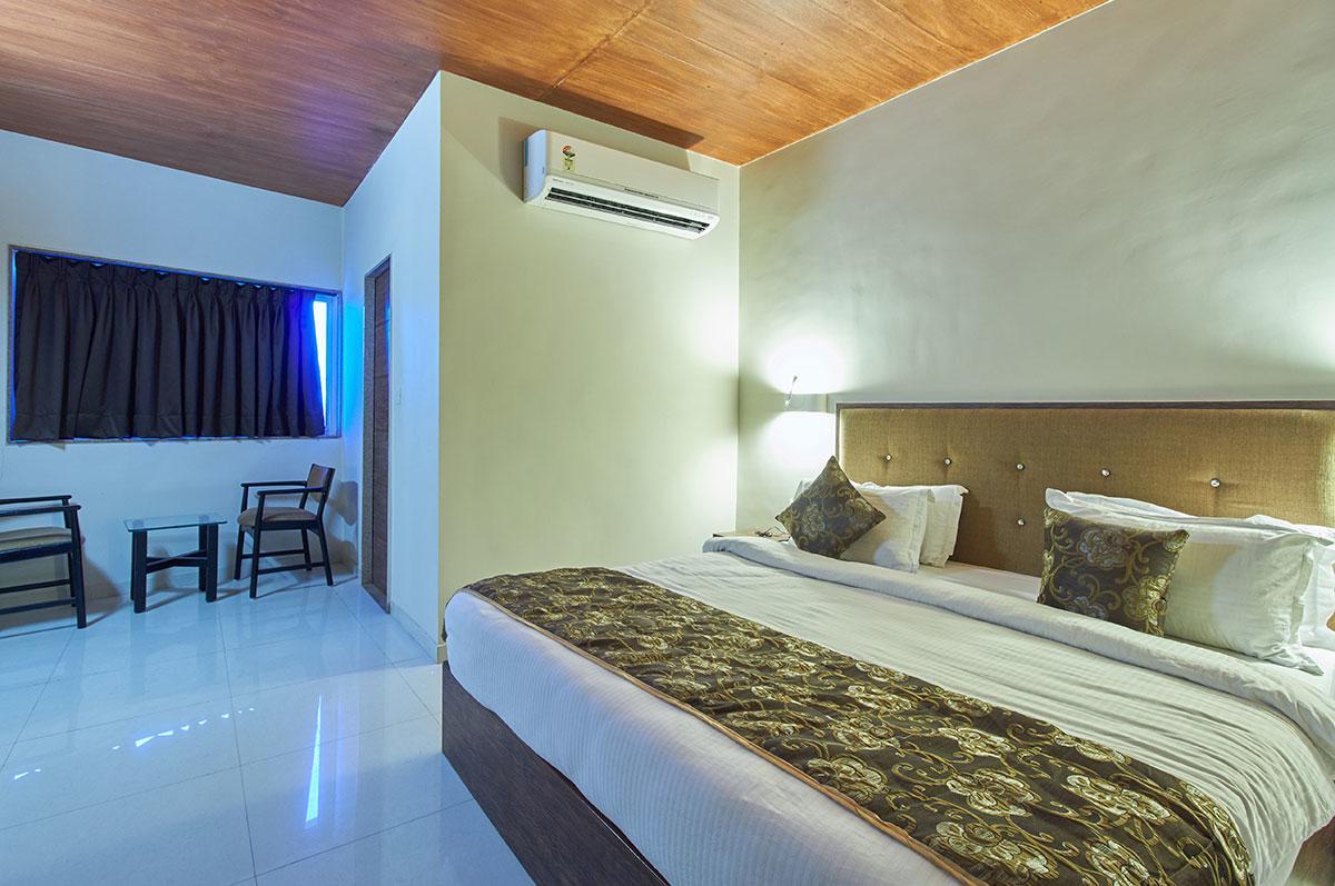 Hotel Gormoh Ahmedabad Buitenkant foto