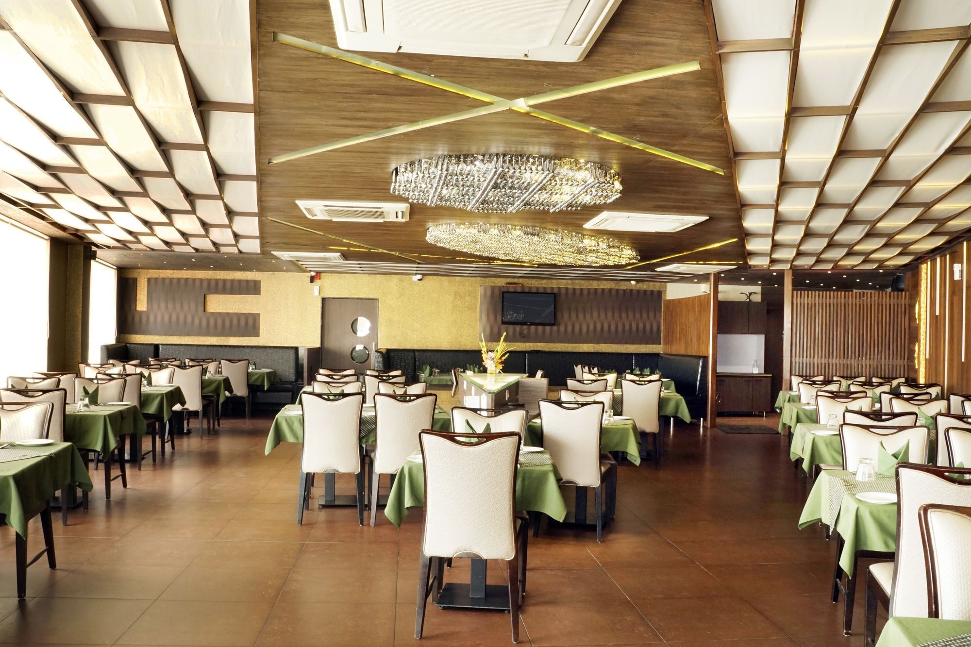 Hotel Gormoh Ahmedabad Buitenkant foto